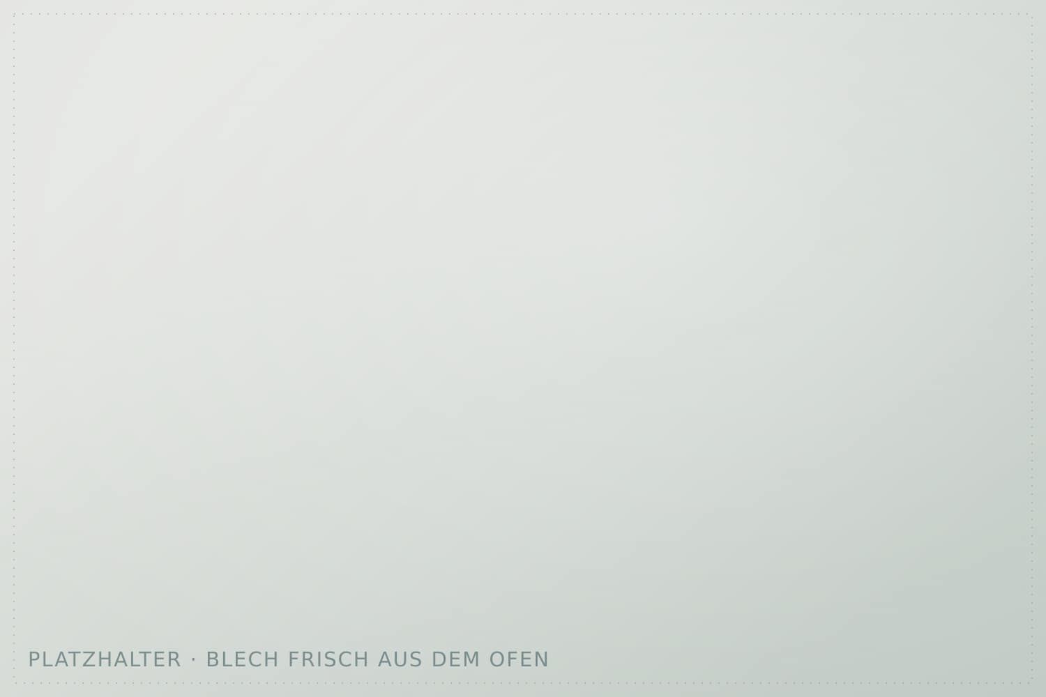 Ein Blech Sauerteigschnecken, frisch aus dem Ofen (Platzhalterbild)